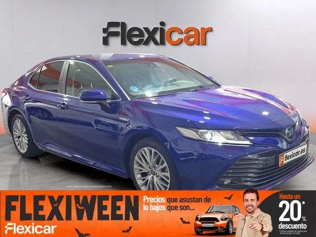 Toyota Camry 2.5 220H Business