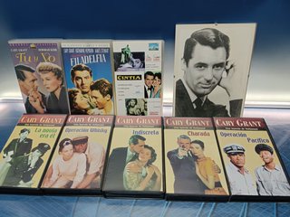 8 vhs, Películas de Cary Grant + foto del actor enmarcada