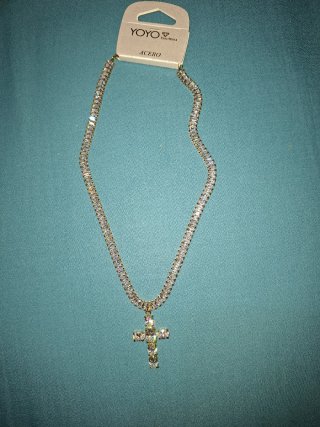Collar Tenis de Acero con Cruz