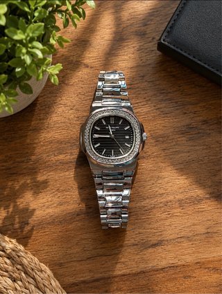 Reloj Patek Philippe Plateado y Negro