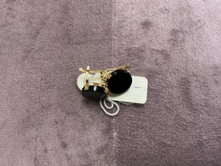 Pendientes Vintage Negros y Dorados