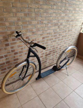 Patinete de Adulto Estilo Bicicleta