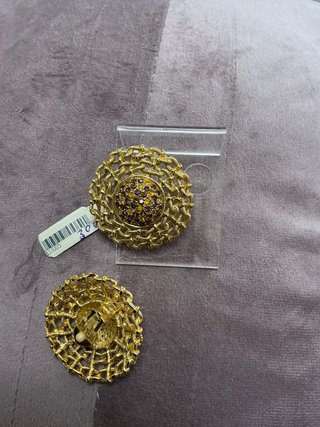 Pendientes de clip vintage dorados