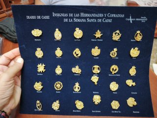 Colección Insignias Hermandades Semana Santa Cádiz
