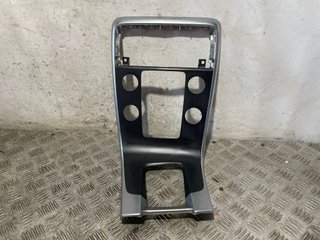MOLDURA VOLVO V60 FAMILIAR 31351653 128358