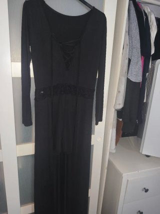 Mono pantalón negro con detalle de encaje