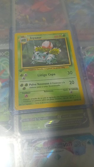 Carta Pokémon Ivysaur 1ª Edición Español LP