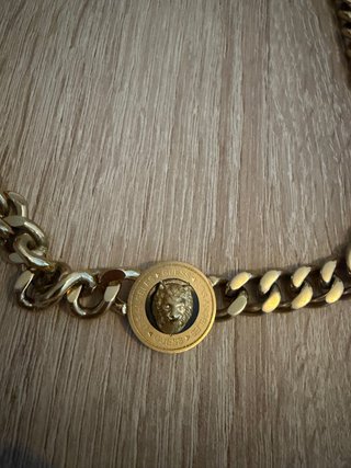 Collar Guess Dorado