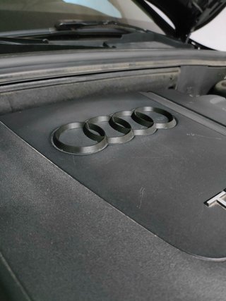 Emblema Audi para Tapa de Motor