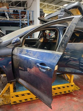 PUERTA DELANTERA IZQUIERDA Renault Megane IV Berlina 5P (12.2015->)