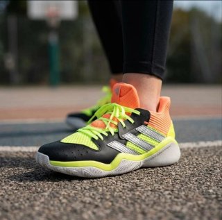 Zapatillas Adidas para mujeres y hombres talla 40