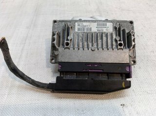 Renault 536063 8200950229 centralita motor clio