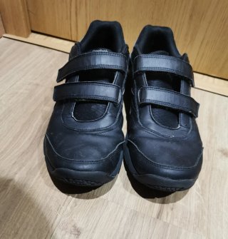 Zapatillas Reebok Negras con Velcro