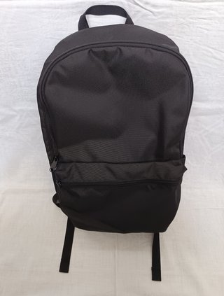 Zaino nero nuovo