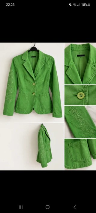Chaqueta Verde con Bordados