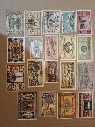 Lote de 19 billetes Notgeld antiguos