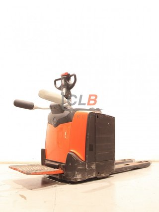 Ref. M-6643 Transpaleta Eléctrica Plataforma Toyota LPE 250
