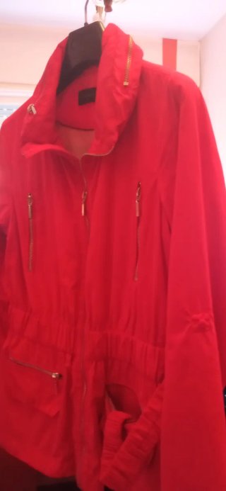 Chaquetón Rojo talla 38/40