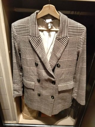 Blazer de cuadros estilo inglés y Pantalones.