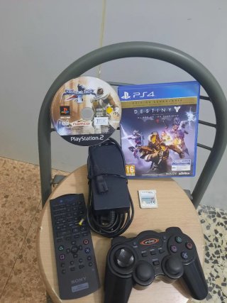Lote Juegos y Accesorios PS2 y PS4