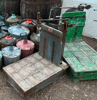 Lote de 2 Básculas Romanas Antiguas