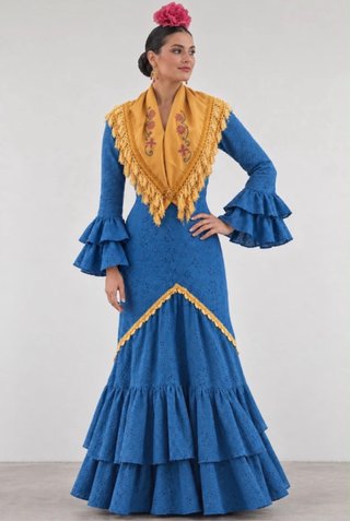 Traje de flamenca azul y mostaza