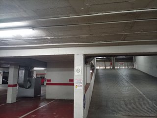 parking coche en granollers centro