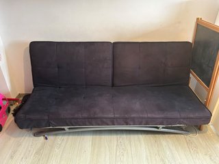 Sofá-cama de terciopelo negro