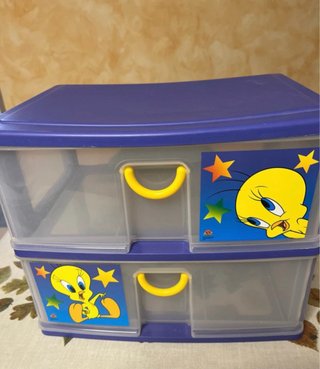 Cajonera de plástico con Piolín