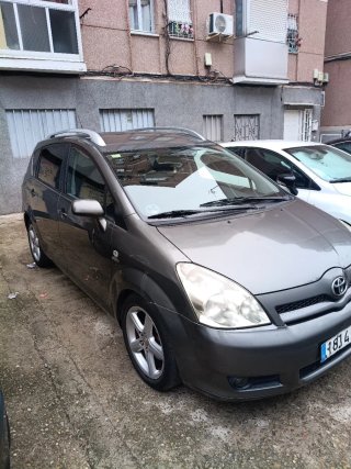 Toyota Corolla verso 2006