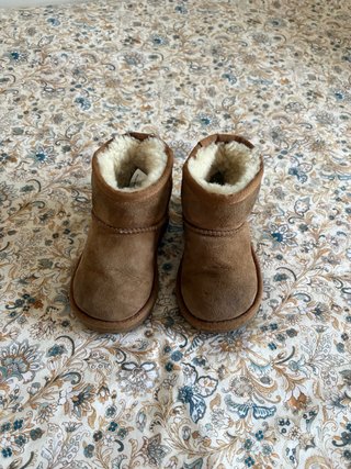 Botas Ugg Camel Talla 23.5