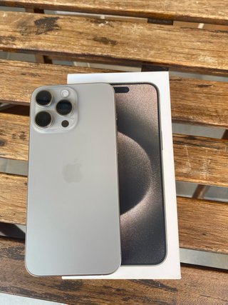 iPhone 15 Pro Max