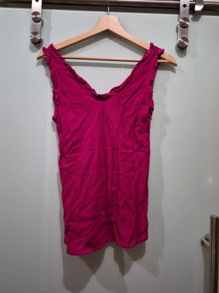 Blusa de tirantes morada talla S burdeos