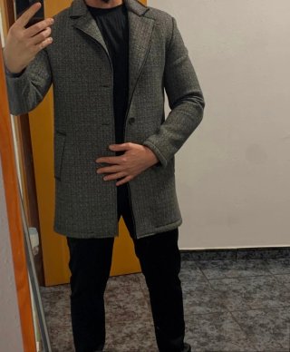 Abrigo de hombre gris