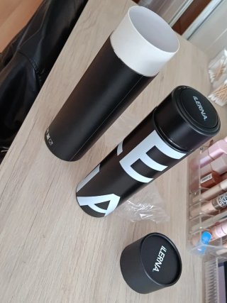 Termo Negro con Logo Ilerna