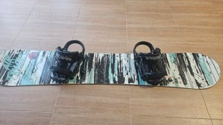 Tabla de Snowboard 155W con Fijaciones