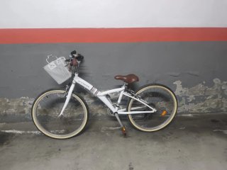 Bicicleta Btwin 20 pulgadas blanca