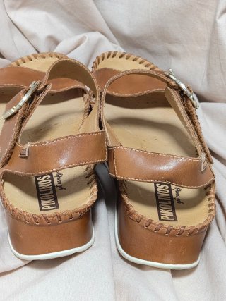 Sandalia verano mujer de cuero auténtico Pikolinos