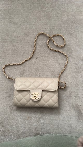 Bolso Chanel Beige Acolchado