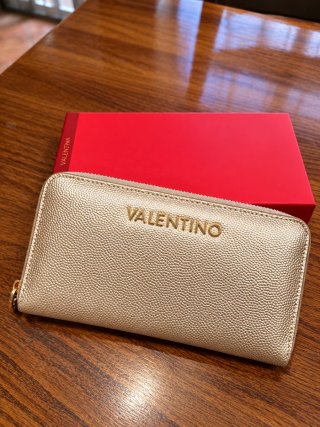 Cartera Valentino Dorada