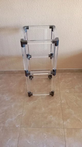 Estructura de Acrílico Transparente