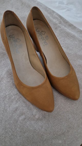 Zapatos de piel Yokono