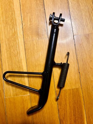 Caballete lateral universal para moto