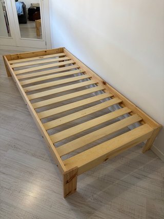 Cama de 90 de madera
