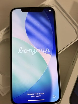 iPhone 12 verde