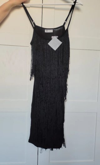 Vestido de flecos estilo Charleston
