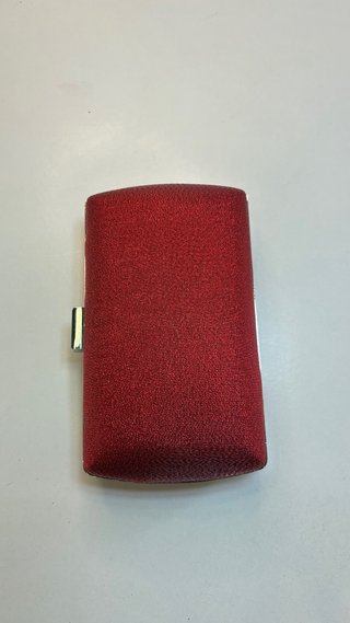 Bolso de mano tipo clutch rojo