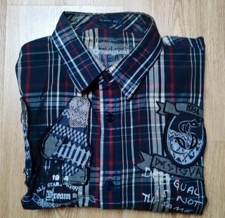 Lote de 3 camisas Desigual, Jack Jones y Bershka