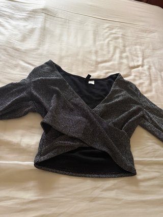 Camiseta de vestir cruzada negra