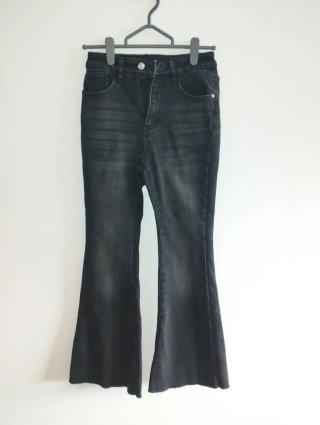 Pantalón Vaquero Campana Negro